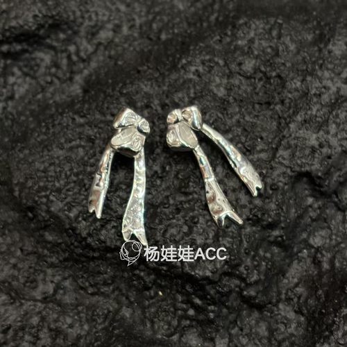 5121609韩国东大门Trois de LEI通体纯银新款轻奢蝴蝶结飘带耳钉