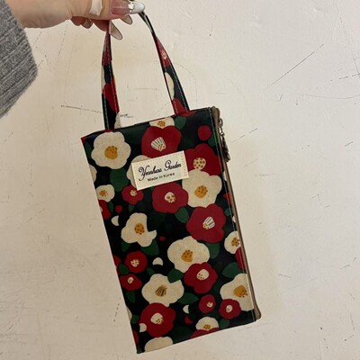 531622韩国东大门wing手提包拉链包