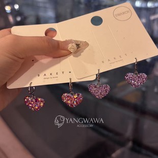551926韩国东大门Baket新款 高级感复古爱心施钻耳环