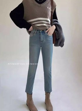 代嘉儿A.FTWO牛仔裤女冬82216加绒直筒裤高腰浅蓝显瘦九分烟管裤