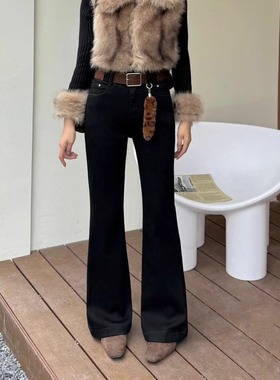 爆犀牛25814冬季加绒保暖微喇叭牛仔裤女高腰修身显瘦弹力筒喇裤
