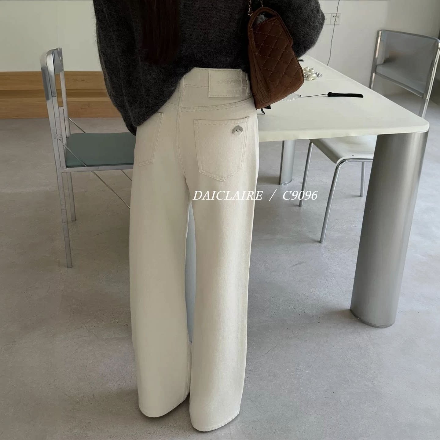 代嘉儿C9096直筒牛仔裤女2026秋季新款米白色高腰宽松十分阔腿裤图片