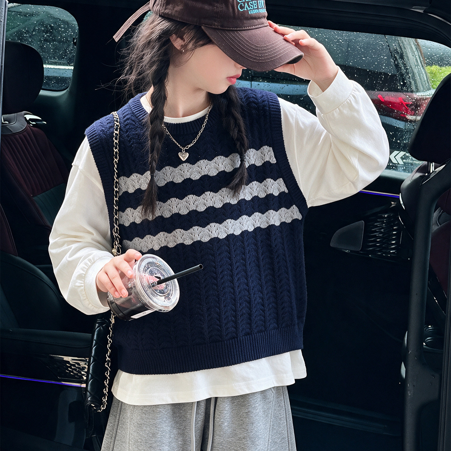 女大童春秋学院风条纹针织马甲