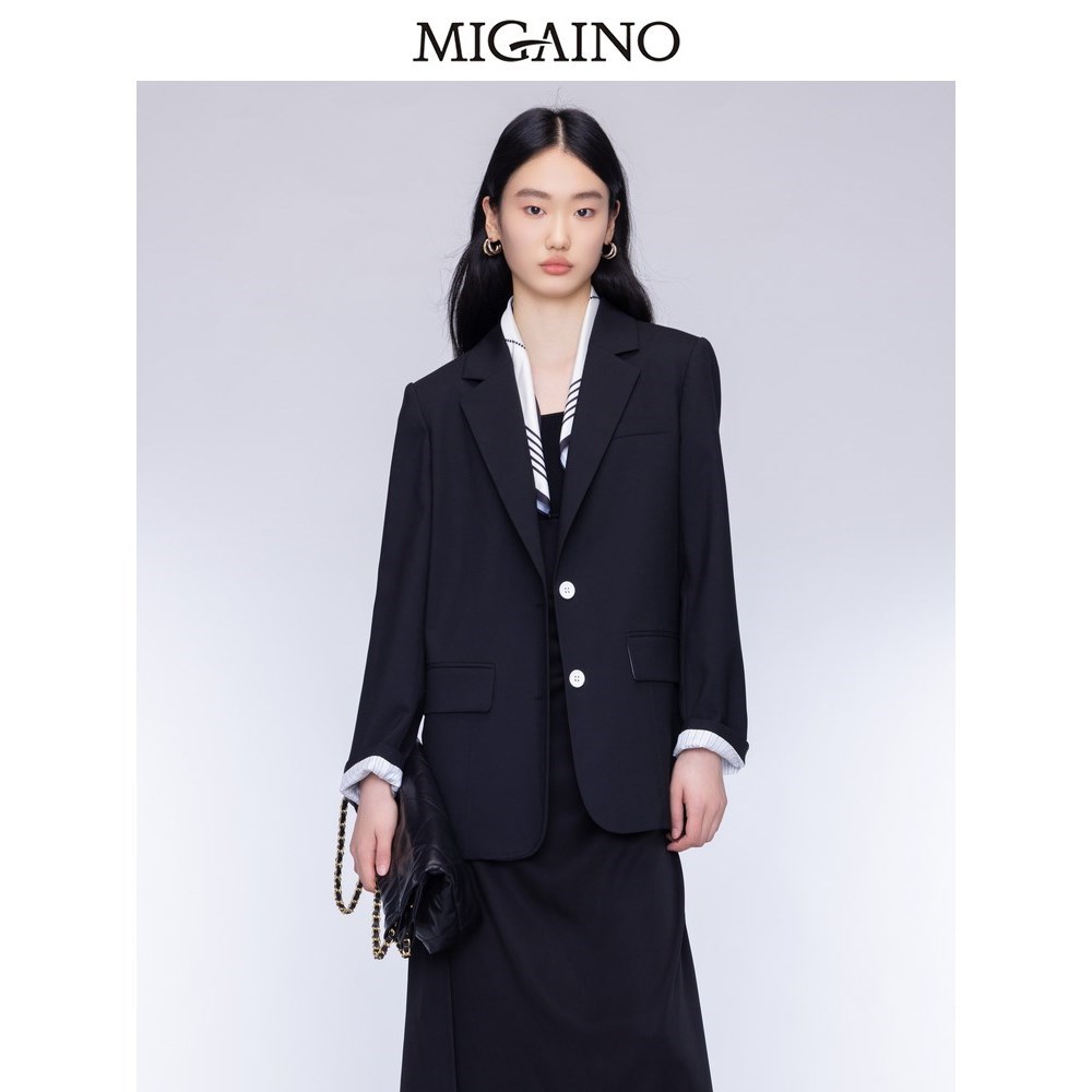 曼娅奴女装2024年秋季新款翻领设