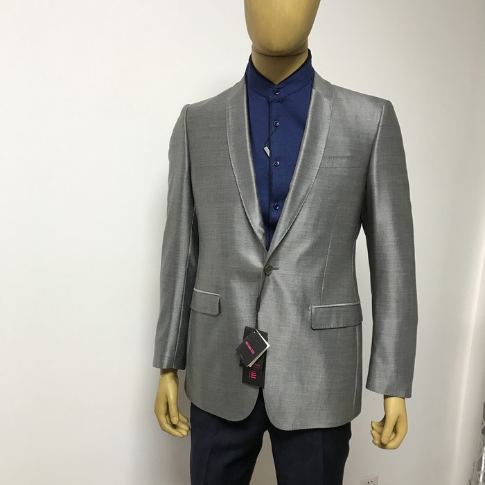 诺丁山新款折扣男士商务时尚羊毛＋桑蚕丝灰色西服吊牌价3900元