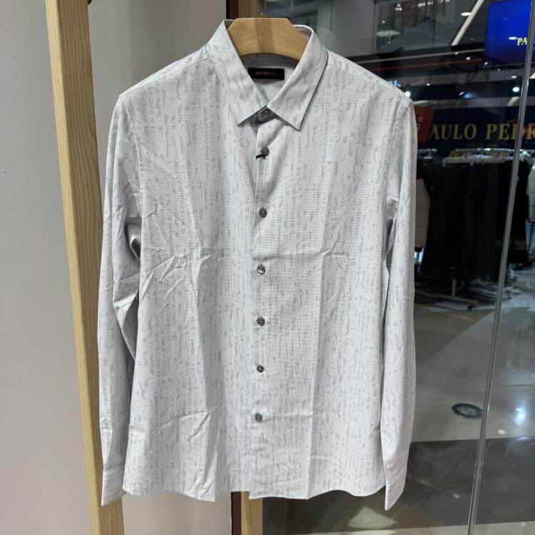 依文诺丁山男士商务春夏款浅灰色纹路长袖免烫衬衫吊牌价1880元
