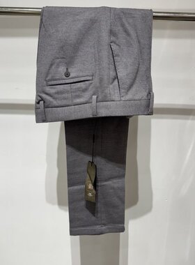 依文男士商务纯绵羊毛春秋款泡泡纱纹理灰色休闲西裤1380元专柜款