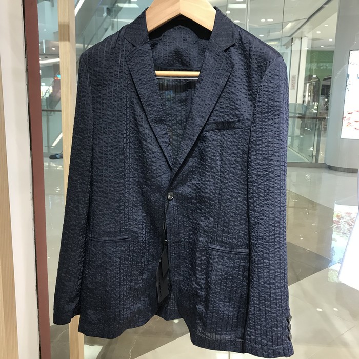 诺丁山新款折扣男士商务防皱免烫藏蓝色休闲西服吊牌价2980