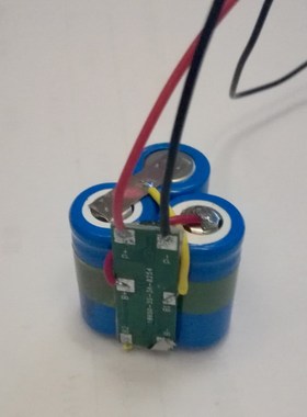 LIR14250 3串1并12v300mah 1/2AA可充锂电池带保护板12.6v三角形