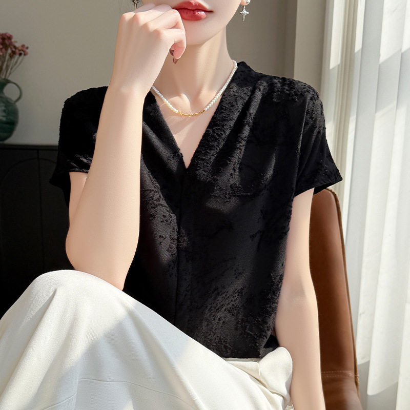 高级感提花V领蚕丝短袖T恤女夏季爆款宽松遮肉休闲百搭韩系上衣