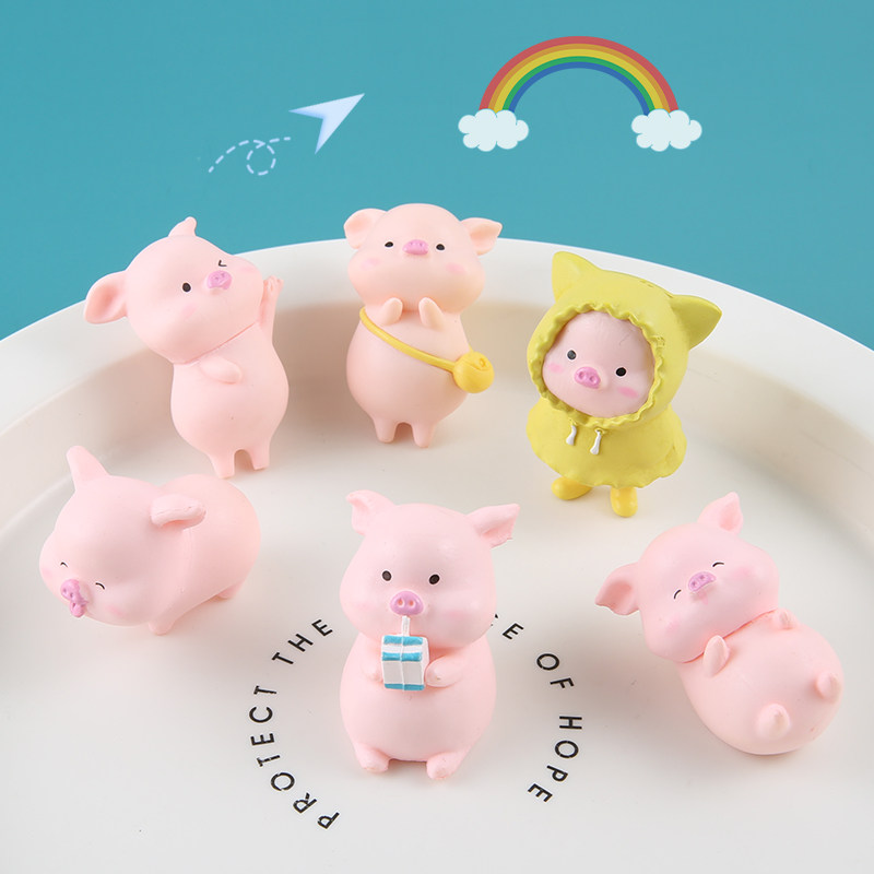 可爱呆萌雨衣猪卡通猪公仔 少女手办桌面摆件奶油胶手机壳diy材料