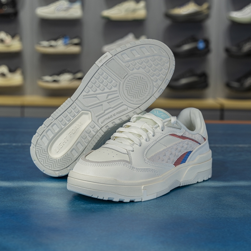 李宁系带女子板鞋低帮休闲鞋