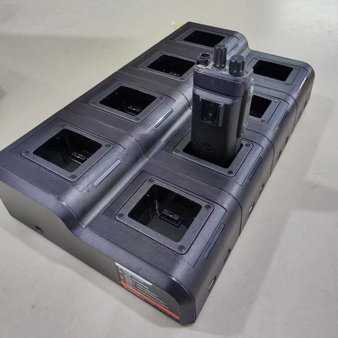 适配MTP3150/MTP3250/MTP3100对讲机铁壳多路充电器/新款多路充