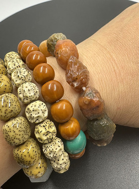 2025新款天然阿拉善玛瑙油性足原石原矿随形个性玉化男女手串手饰