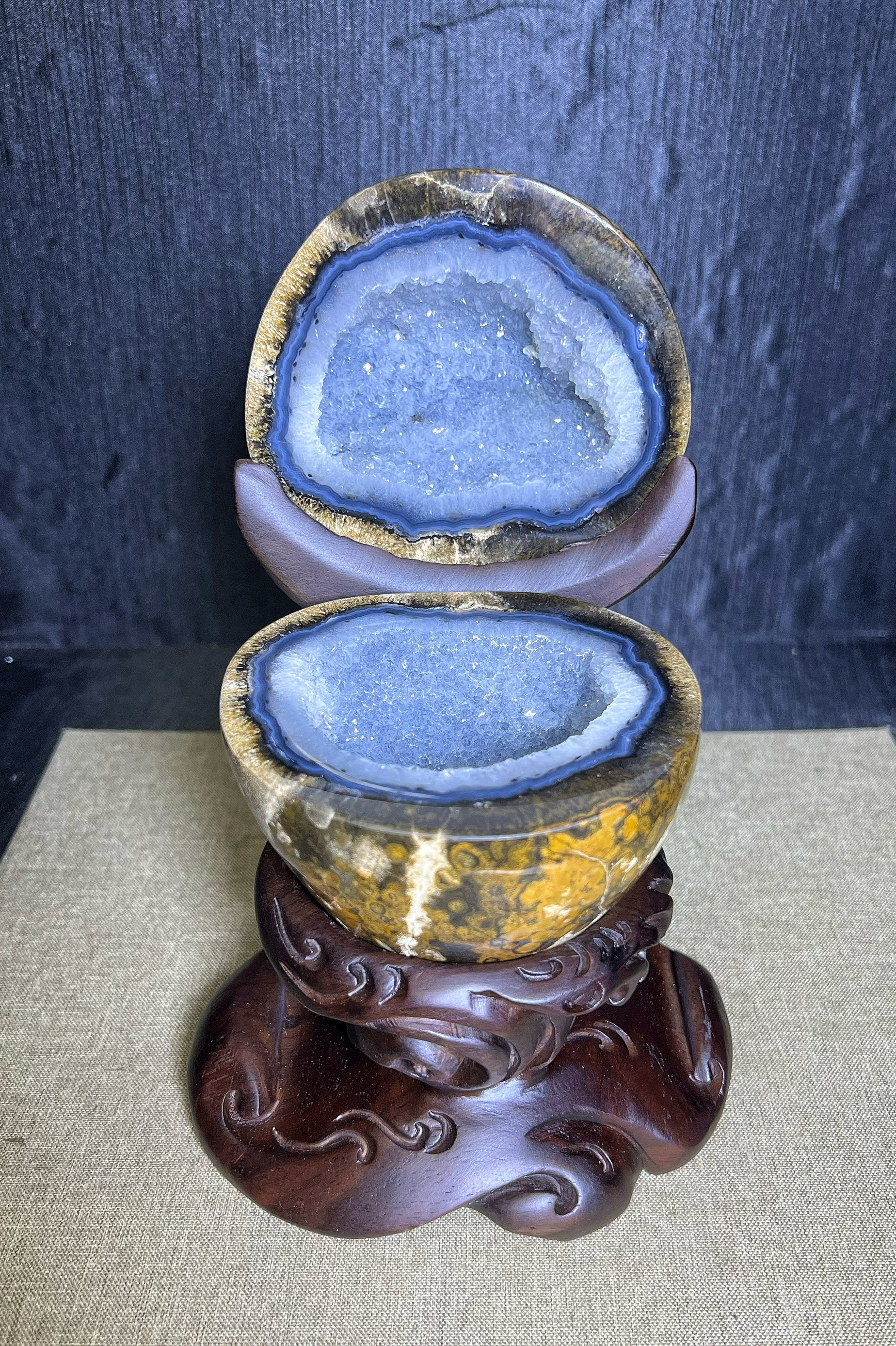 天然原矿水晶聚宝盆摆件九眼石盆玛瑙洞水晶洞摆件