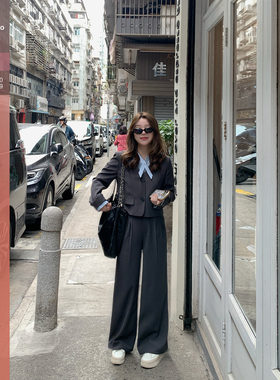 佐佐家小个子 高级感撞色西装套装女春季正肩短外套直筒裤两件套