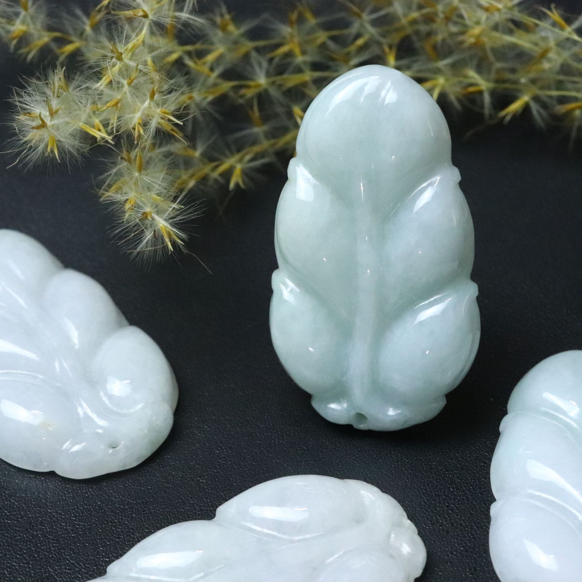 正品翡翠树叶A货叶子吊坠挂件项链玉石挂饰工艺玉器玉佩