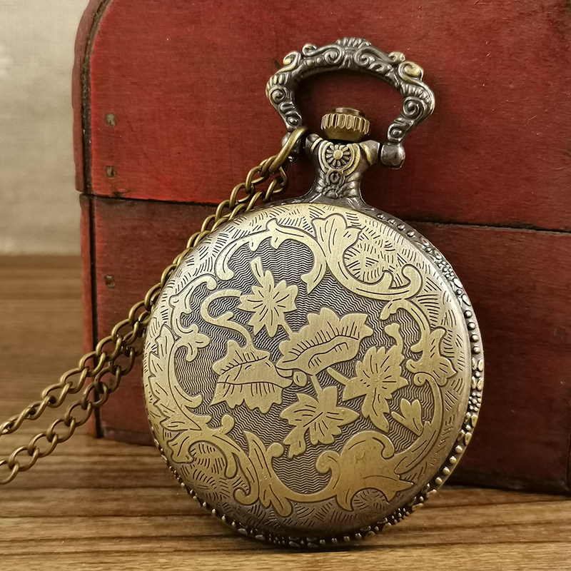 Wholesale price Soviet pocket watch for men, Soviet retro men's flip cover, veteran discharge souvenir, gift for comrades-in-arms thumbnail 6