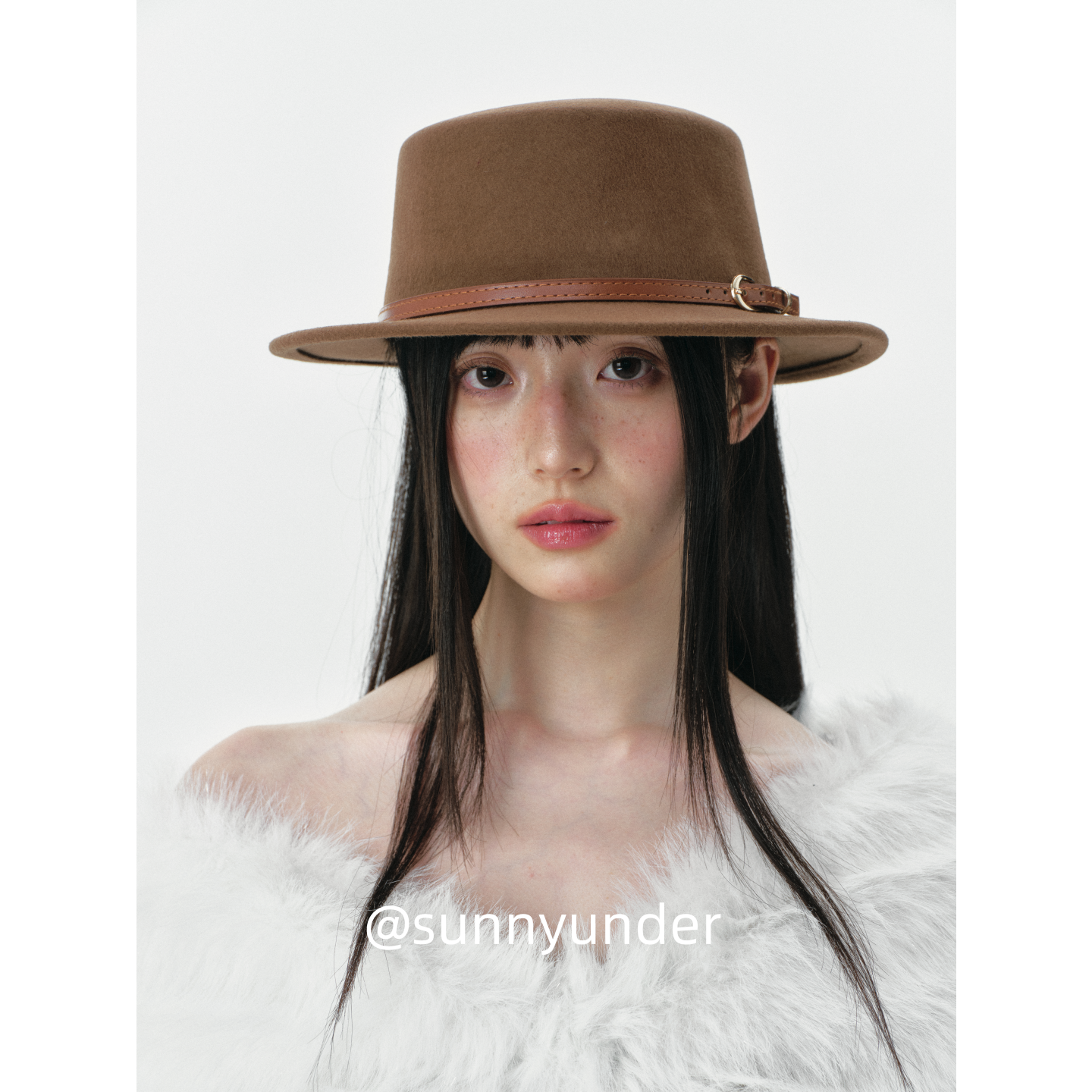 皮扣装饰羊毛呢平顶帽子女春秋冬季韩版日系百搭英伦复古度假礼帽