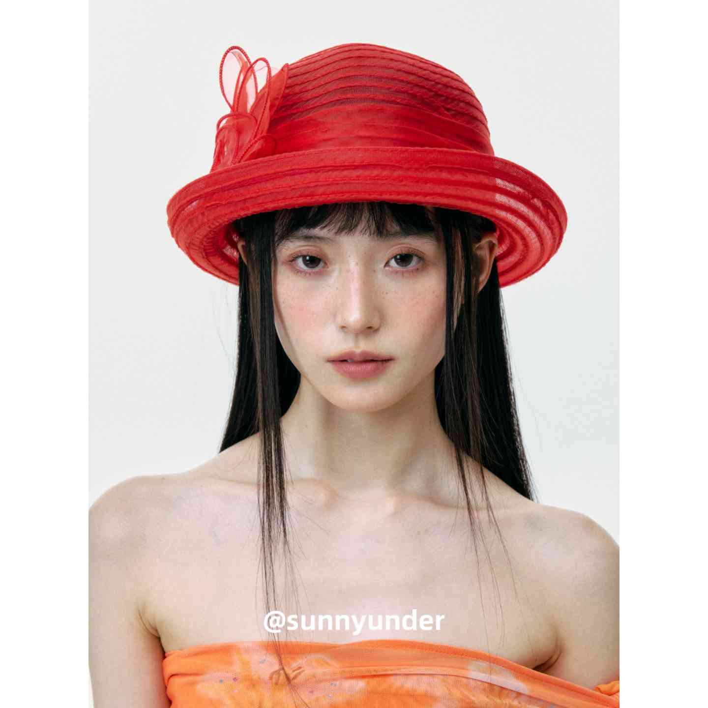 红色欧根纱复古小沿渔夫帽女夏季透气轻盈法式赫本风盆帽度假礼帽