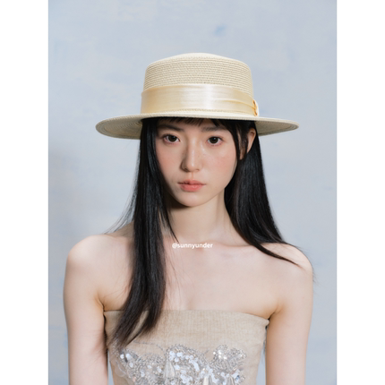 时尚法式礼帽蝴蝶结草编平顶草帽女海边度假韩版日系百搭遮阳帽子