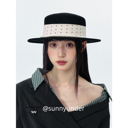 时髦珠带波点装饰羊毛呢平顶帽子女春秋冬季韩版日系法式优雅礼帽