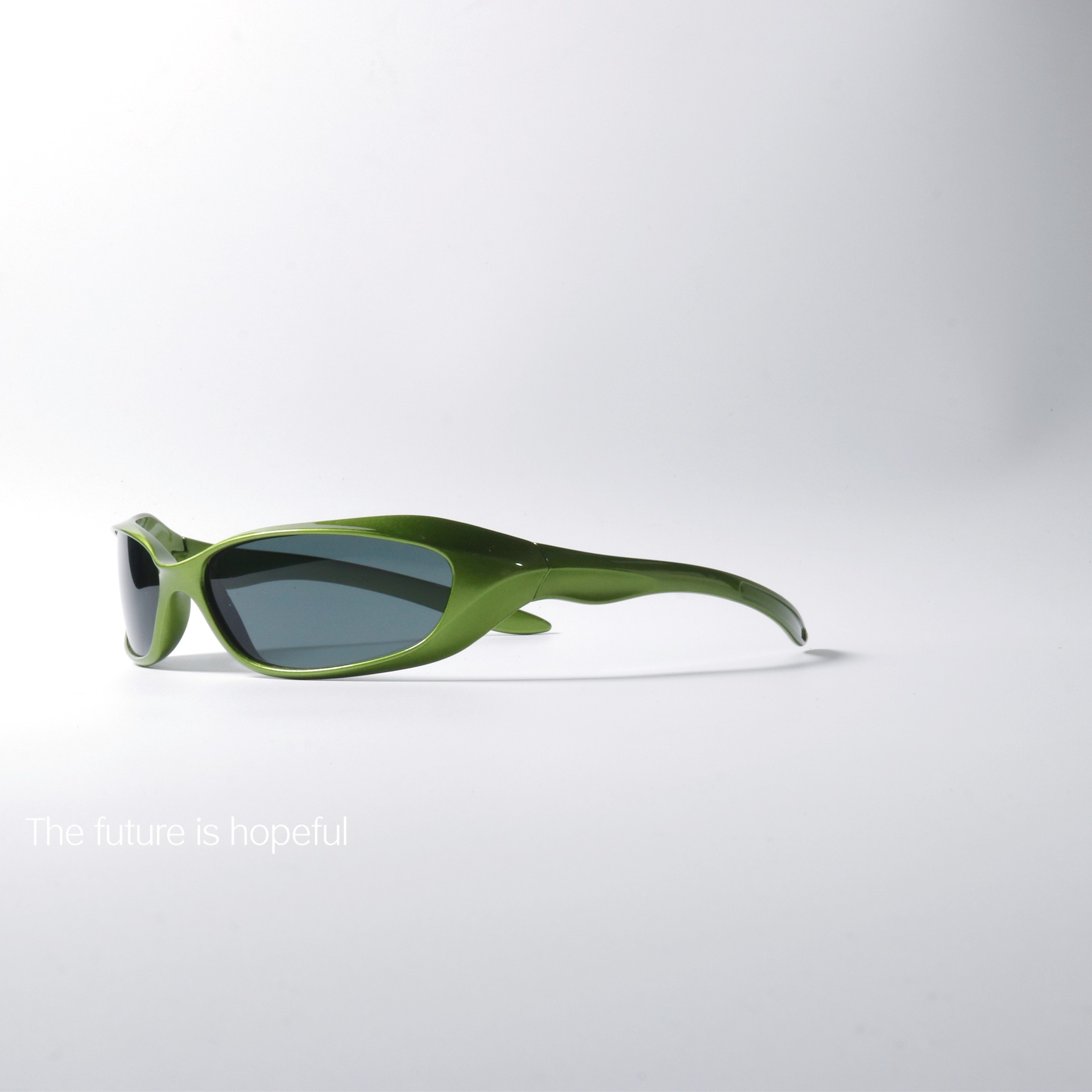 未来感UV400环绕设计小众墨镜