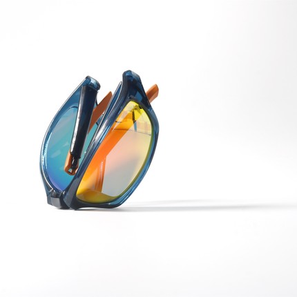 运动骑行偏光折叠墨镜UV400防紫外线辐射小众撞色炫彩潮太阳眼镜