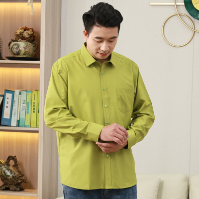 男士牛油果绿长袖衬衫纯绿色休闲男装纯色新茶绿休闲潮绿色男衬衣