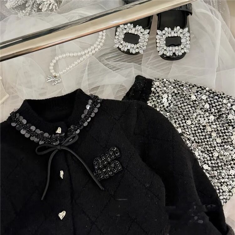 새해 인사 고급 부모 자식 의류 어머니와 딸 가을 겨울 소녀 붉은 나비 니트 스웨터 작은 향기로운 스타일 카디건 스웨터