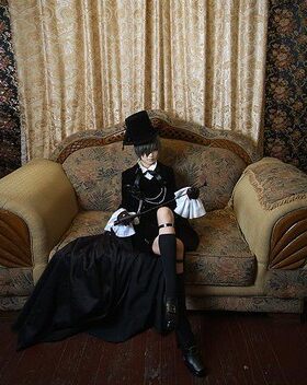 cos服饰cosplay服装黑执事cos 夏尔少爷第21话cos的服装现货