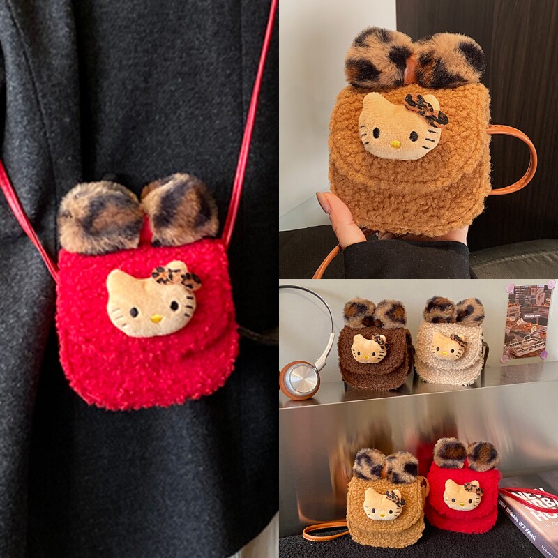 日系软萌Hello Kitty毛绒包豹纹耳朵KT猫口红耳机收纳包斜挎小包