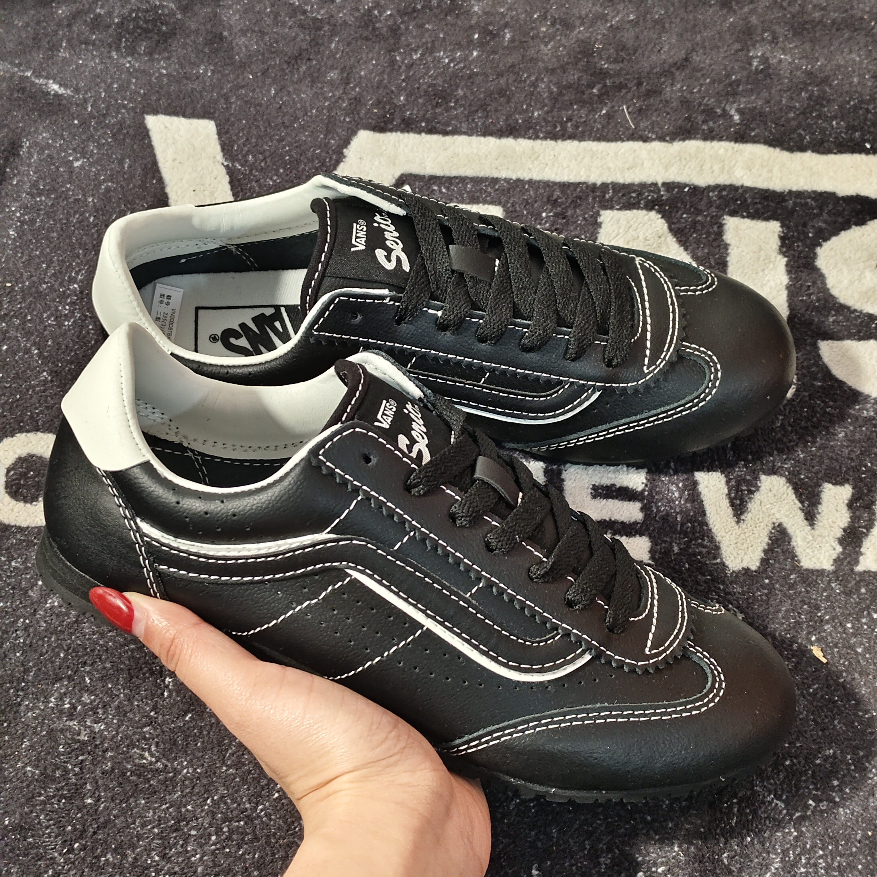 Vans Super Lowpro黑白复古薄底T头鞋男女休闲板鞋VN000D8TBKA