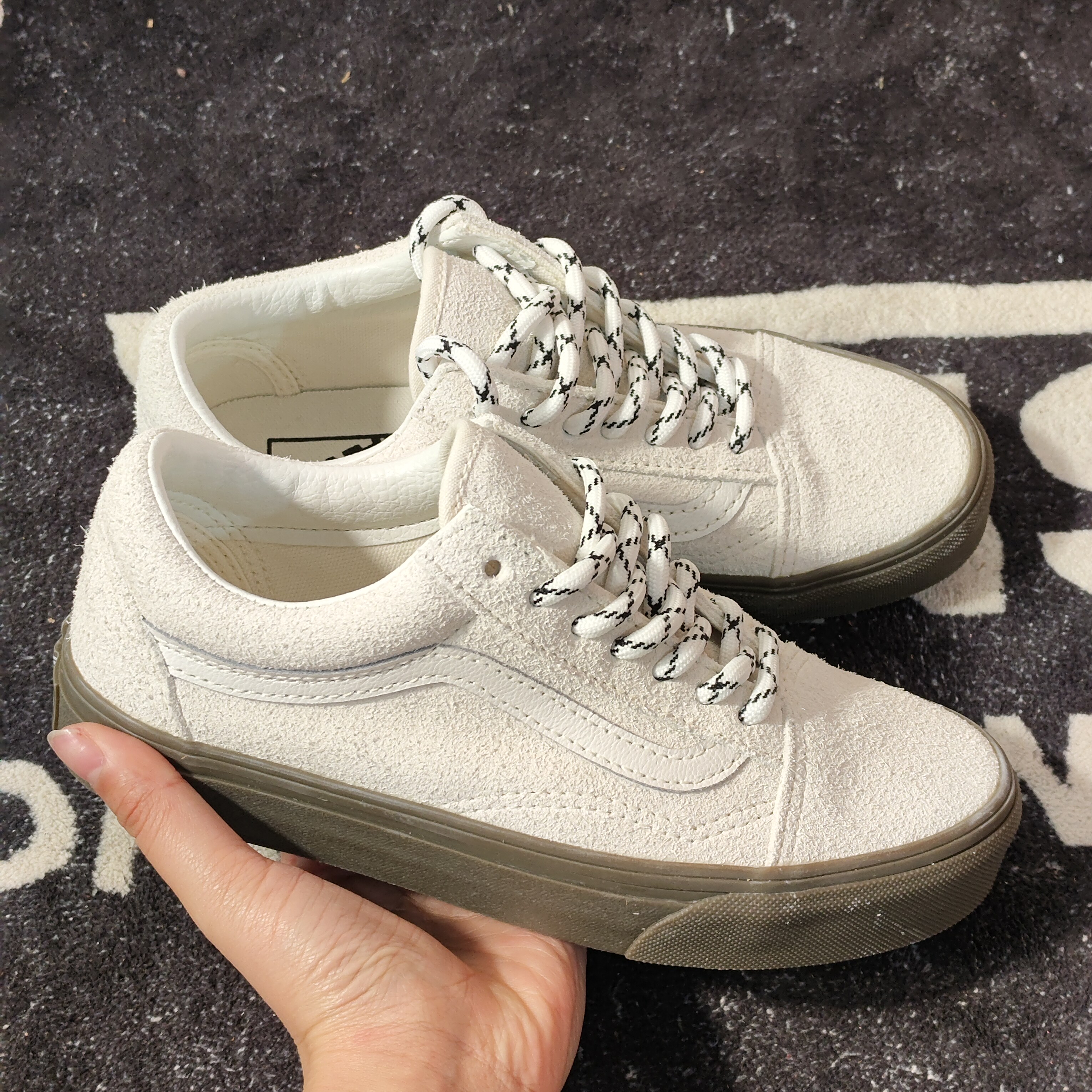 Vans Old Skool米白生胶底低帮休闲板鞋VN000CR5CCZ