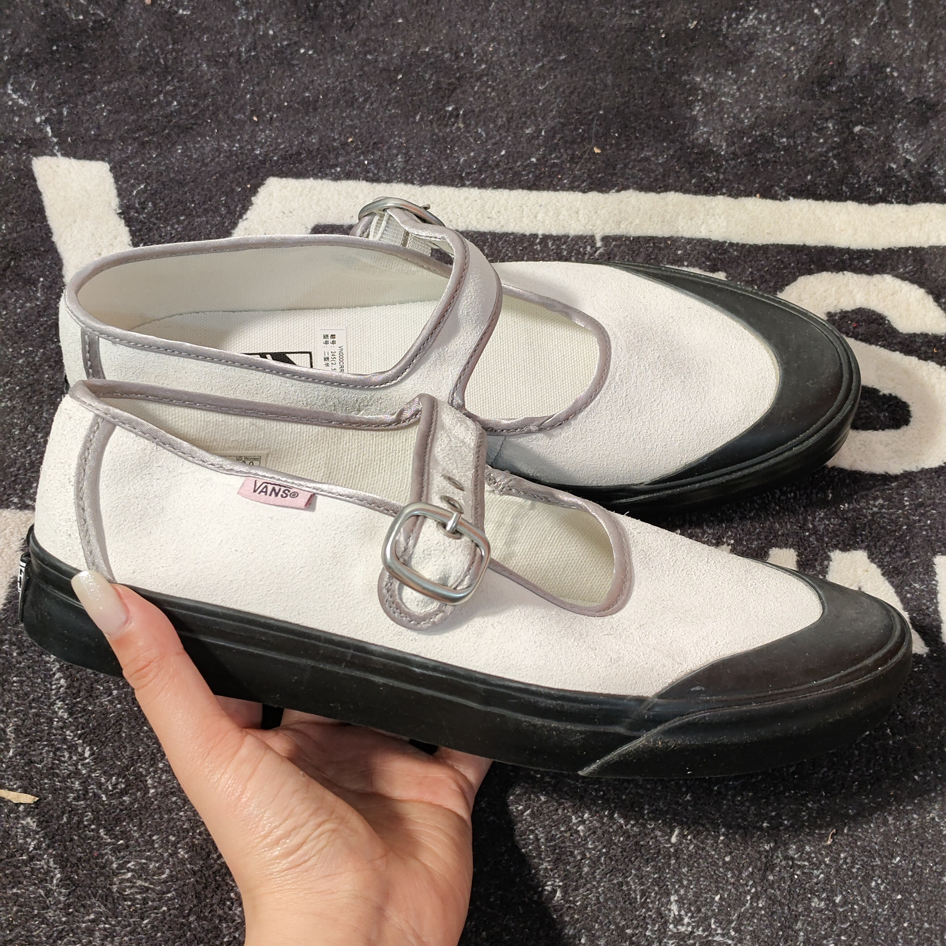 Vans Mary Jane 米白黑边复古玛丽珍低帮休闲鞋 VN000CRRYB2