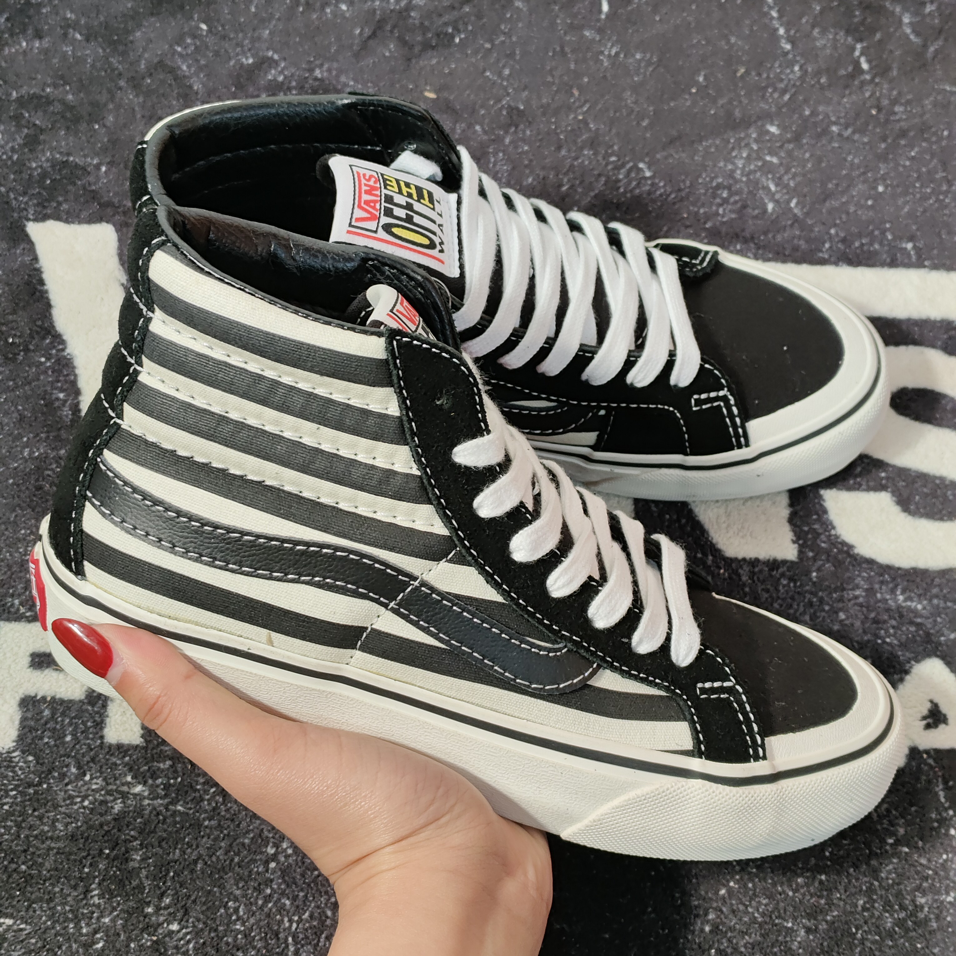 Vans Sk8-Hi 138 Decon VN0A3ZCEUZS黑白条纹高帮男女滑板鞋