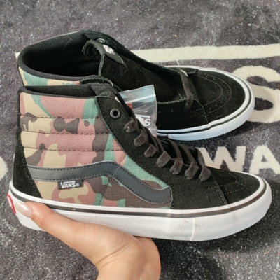 Vans SK8-Hi黑迷彩高帮滑板鞋男女款 VN000VHGAT4