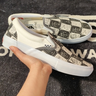Vans Daniel Johnston联名Slip-On黑白涂鸦一脚蹬 VN0A5FCAAO7