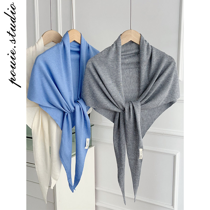 韩系氛围感纯色针织大三角巾女简约时尚百搭保暖护颈针织披肩外搭