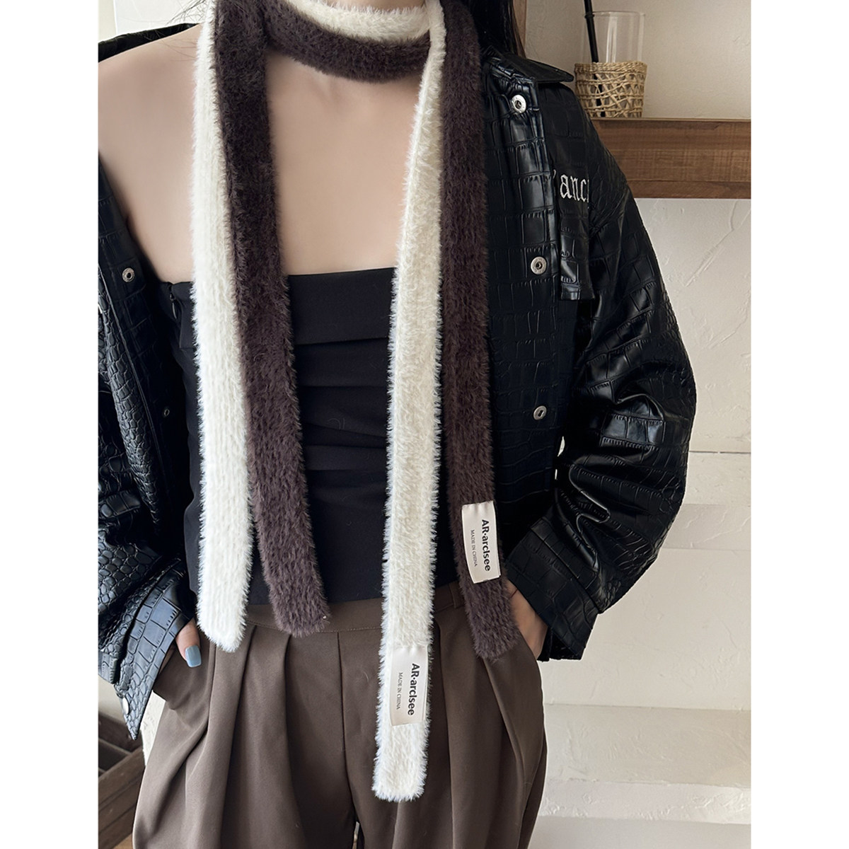 欧美小众设计长条窄版围巾女孩秋冬季新款时尚纯色百搭装饰小围脖