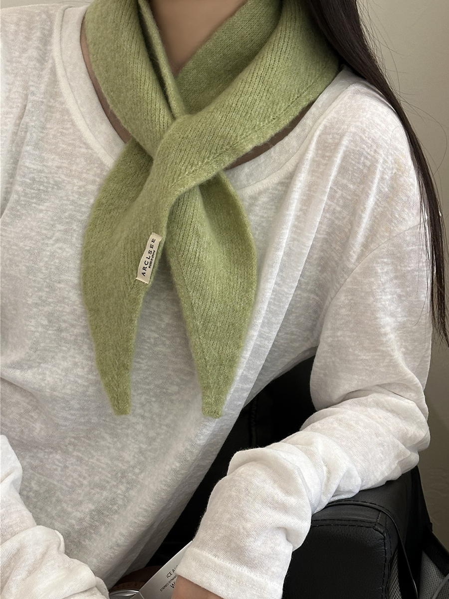 高级感纯色三角披肩女韩版2025春秋新款时尚护颈百搭针织交叉围巾