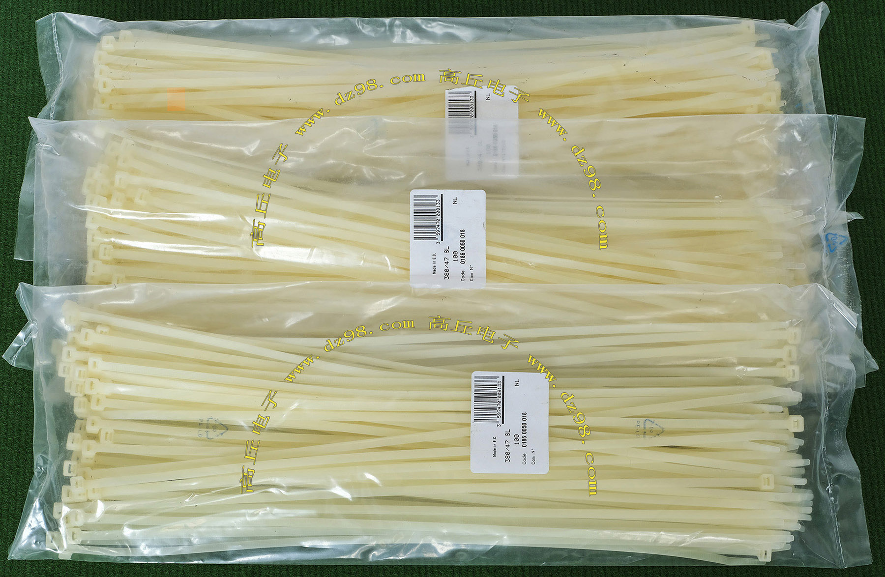 370毫米x4.8毫米x1.3毫米 尼龙扎带 塑料扎带 每包100条