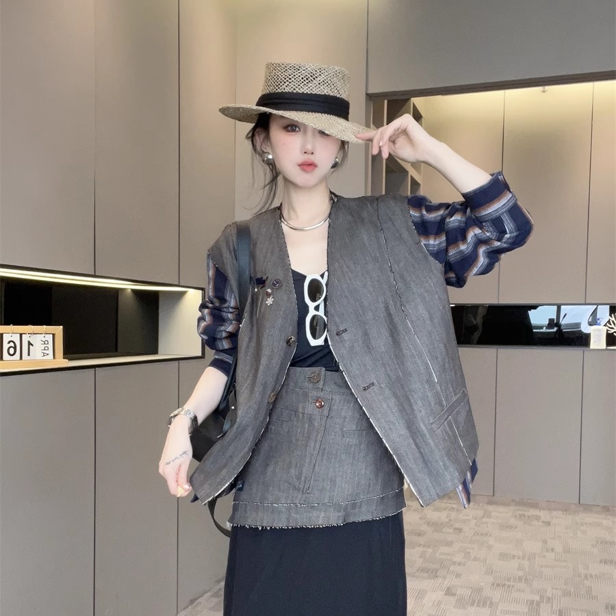 条纹拼接牛仔外套女2025新款