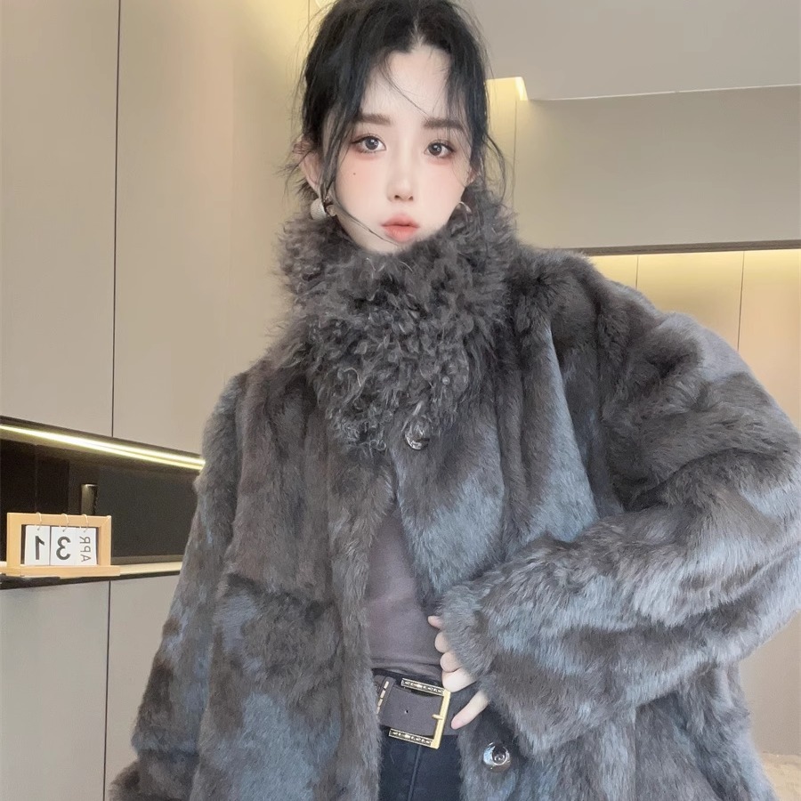 羊羔毛领两面穿兔毛内胆外套女2025新款冬季中长款保暖上衣欧洲站