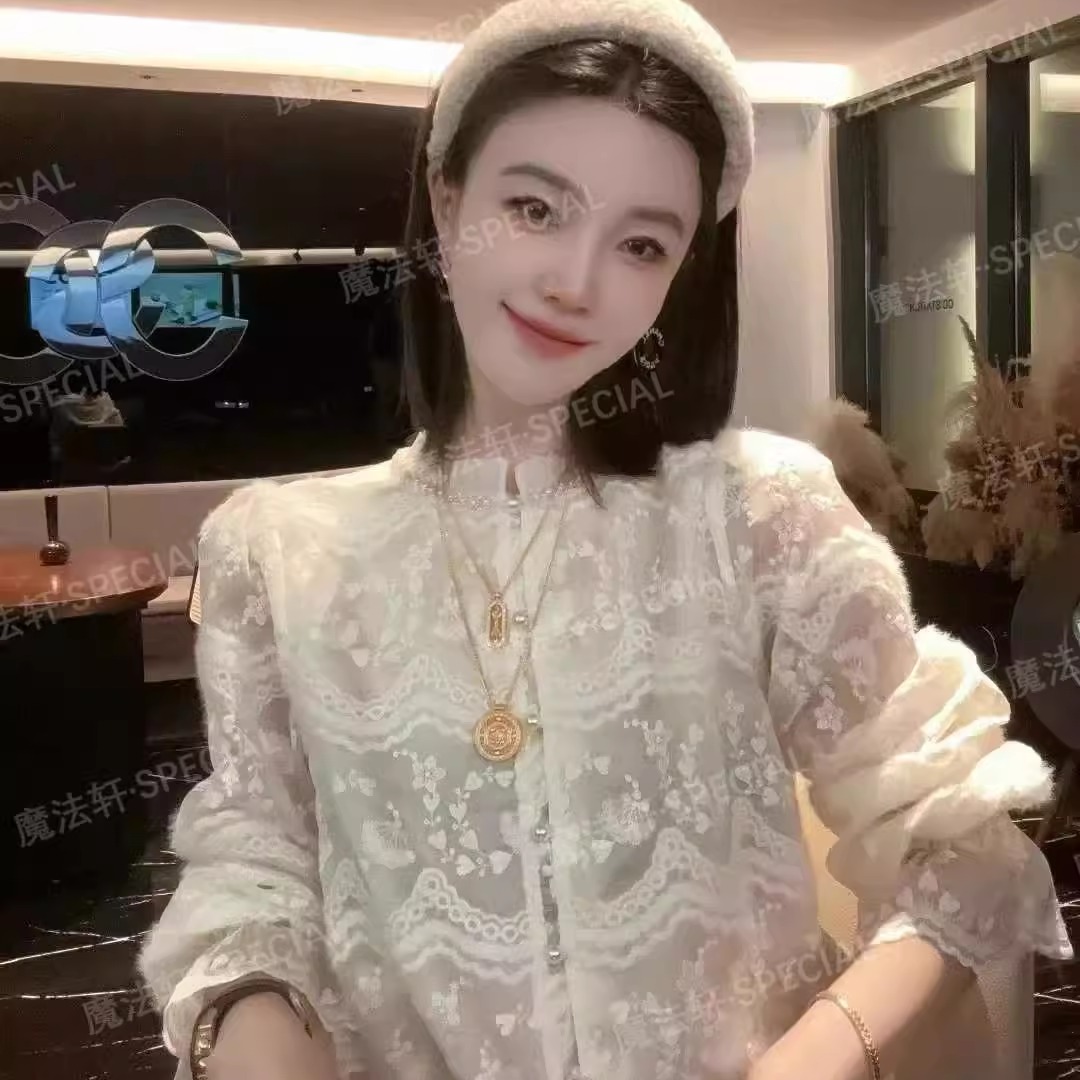 重工珍珠扣蕾丝衬衫女士2025春秋季新款立领长袖高端欧货洋气上衣