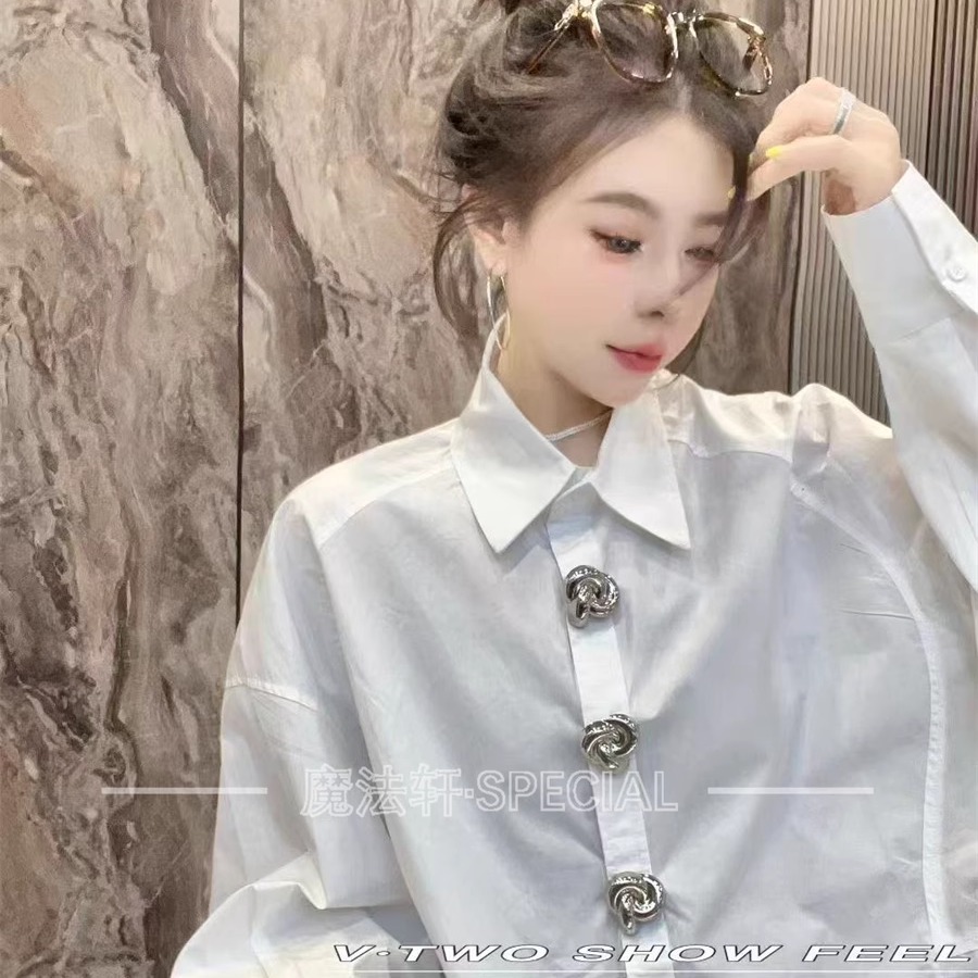 金属扣长袖衬衫女款2025新款