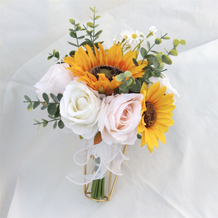 新娘手捧花结婚领证登记婚礼高级感头纱拍照道具向日葵仿真手捧花