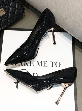 新款设计感欧美百搭漆皮尖头工作职业OL单鞋黑色高跟鞋女细跟女鞋