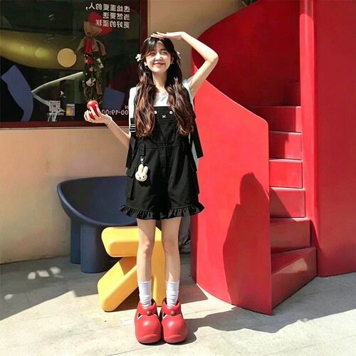 送退货宝！日系少女牛仔背带短裤