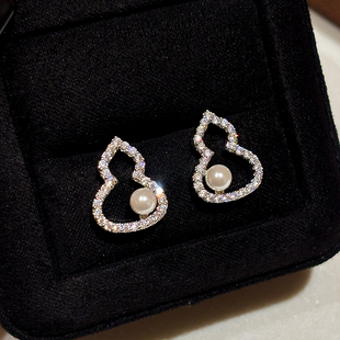 999纯银葫芦珍珠耳钉女2026新款爆款高级感耳环精致爆闪钻石耳饰